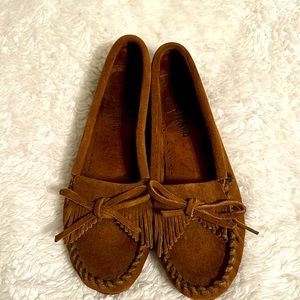 Minnetonka brown leather moccasins